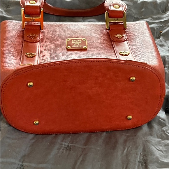 MCM Vibrant orange Leather Tote - Picture 8 of 8